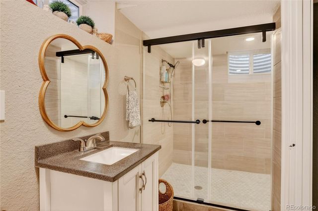 2555 Poplar Street, Denver, CO 80207