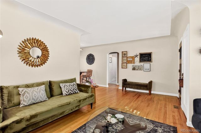 2555 Poplar Street, Denver, CO 80207