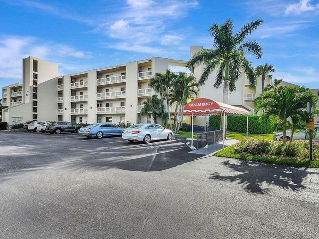 6768 10TH Avenue N 115, Lake Worth, FL 33467