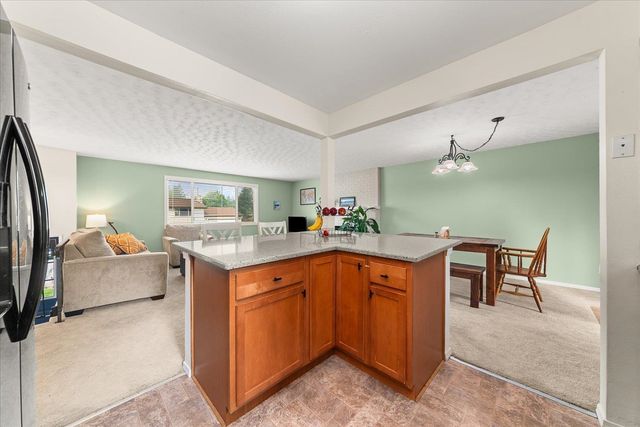2823 S Bates Rd, Spokane Valley, WA 99206
