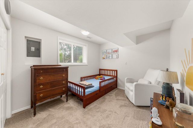 2823 S Bates Rd, Spokane Valley, WA 99206