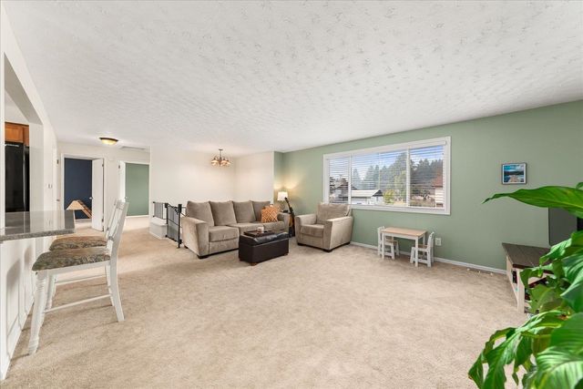 2823 S Bates Rd, Spokane Valley, WA 99206