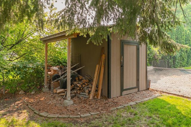 2823 S Bates Rd, Spokane Valley, WA 99206