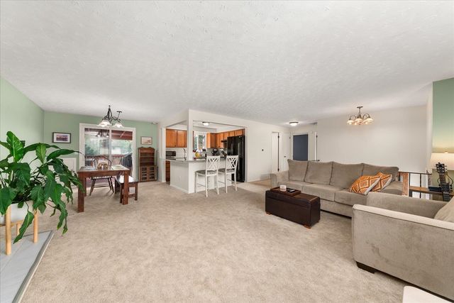 2823 S Bates Rd, Spokane Valley, WA 99206