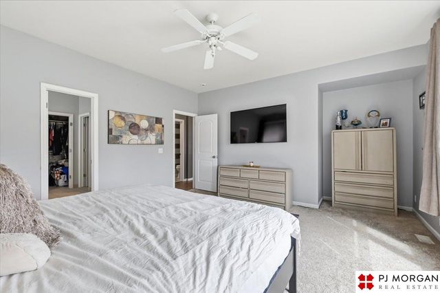 613 S 180 Avenue, Elkhorn, NE 68022