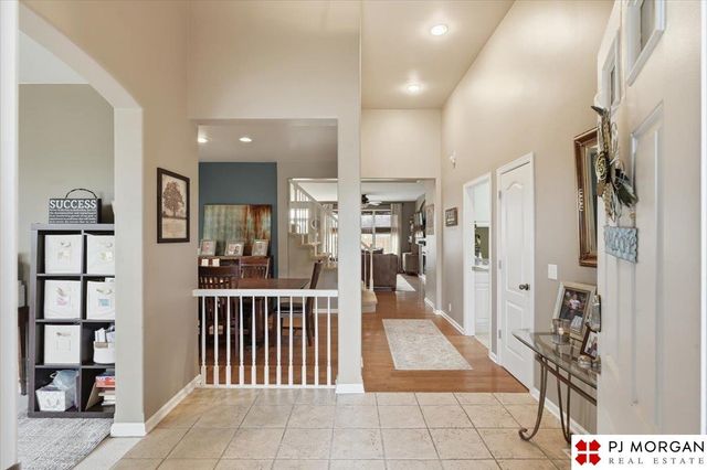 613 S 180 Avenue, Elkhorn, NE 68022