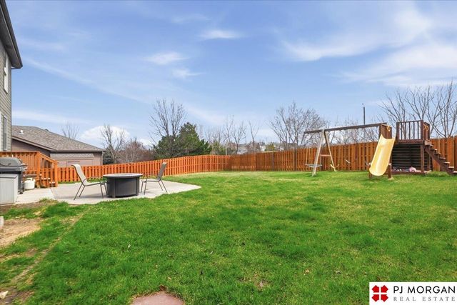 613 S 180 Avenue, Elkhorn, NE 68022
