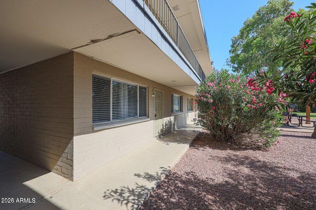 1111 E TURNEY Avenue 27, Phoenix, AZ 85014