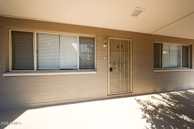 1111 E TURNEY Avenue 27, Phoenix, AZ 85014