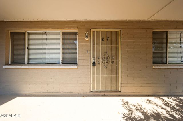 1111 E TURNEY Avenue 27, Phoenix, AZ 85014