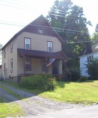 4 Franklin Street, Oxford, NY 13830