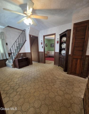 3045 Edgewood Avenue, Rotterdam, NY 12306