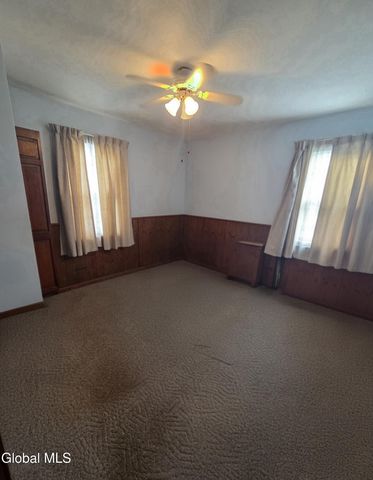 3045 Edgewood Avenue, Rotterdam, NY 12306