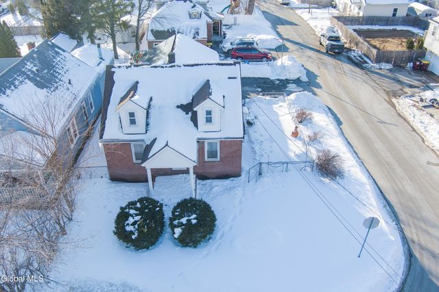 3045 Edgewood Avenue, Rotterdam, NY 12306