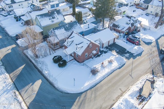 3045 Edgewood Avenue, Rotterdam, NY 12306