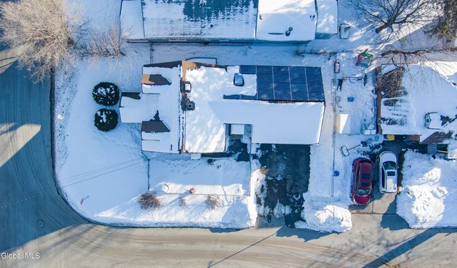 3045 Edgewood Avenue, Rotterdam, NY 12306