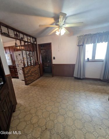 3045 Edgewood Avenue, Rotterdam, NY 12306