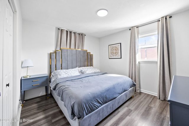 4102 Foreman Ln, Louisville, KY 40219