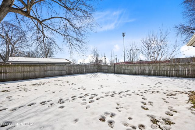 4102 Foreman Ln, Louisville, KY 40219