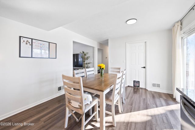 4102 Foreman Ln, Louisville, KY 40219