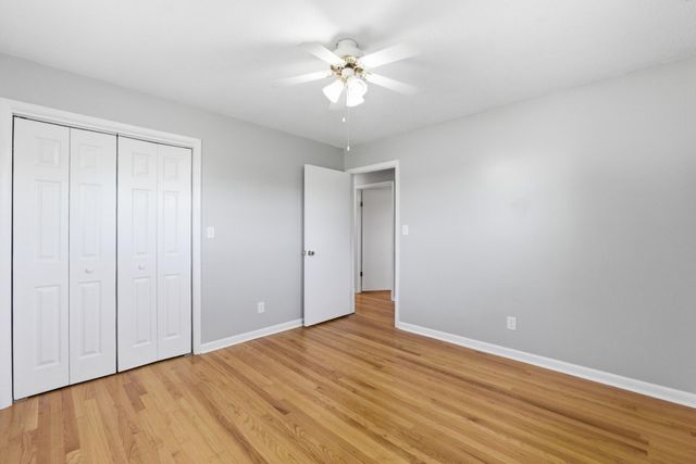 15 Holiday Lane, Chattanooga, TN 37415