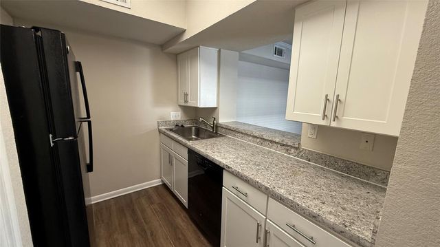 7315 Brompton Street 103B, Houston, TX 77025