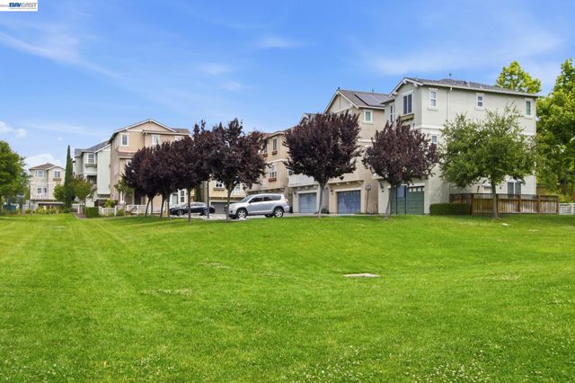 41008 Asilomar Ter, Fremont, CA 94538
