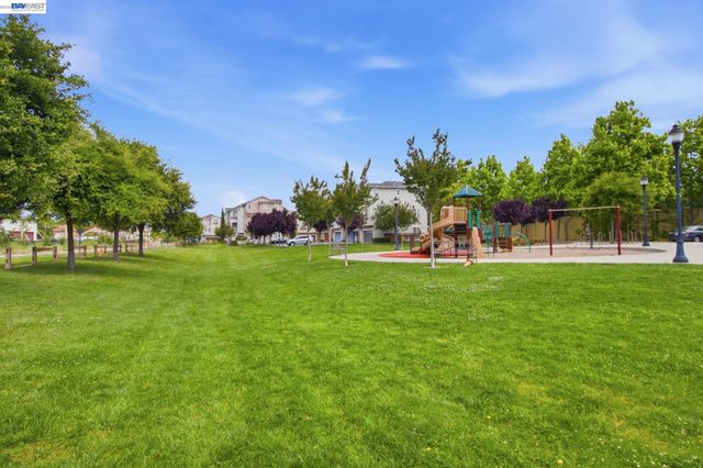 41008 Asilomar Ter, Fremont, CA 94538