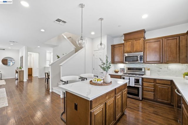 41008 Asilomar Ter, Fremont, CA 94538