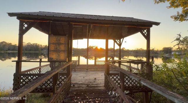 169 JEWEL Avenue, Interlachen, FL 32148