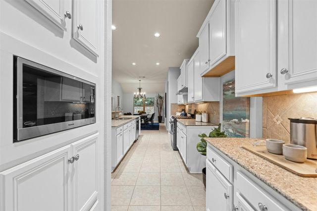 166 Briarpatch CT, Austin, TX 78737