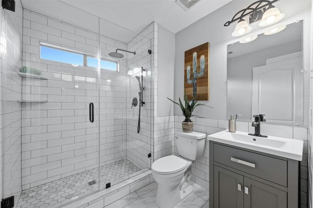 166 Briarpatch CT, Austin, TX 78737