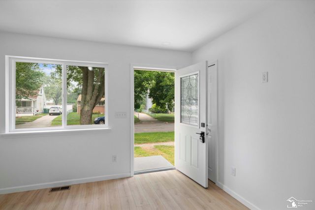 1152 Rambling Road, Ypsilanti Twp, MI 48198