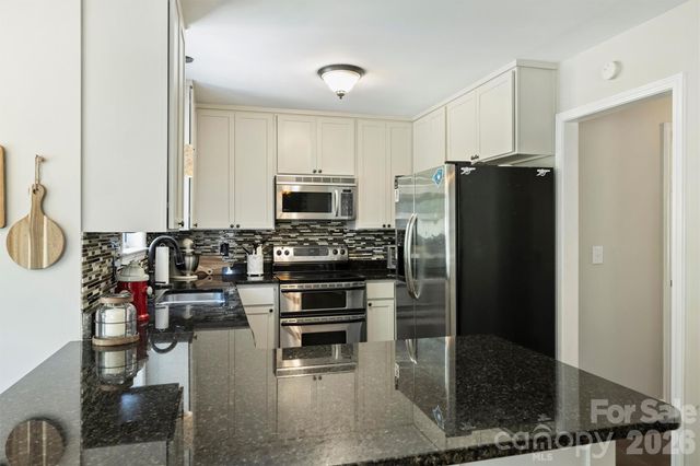 13600 Red Wine Court, Charlotte, NC 28273