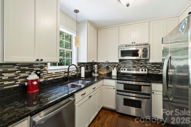 13600 Red Wine Court, Charlotte, NC 28273