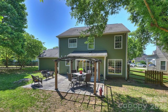 13600 Red Wine Court, Charlotte, NC 28273