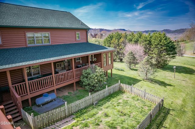 3385 Clear Valley Drive, Sevierville, TN 37862