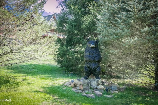 3385 Clear Valley Drive, Sevierville, TN 37862