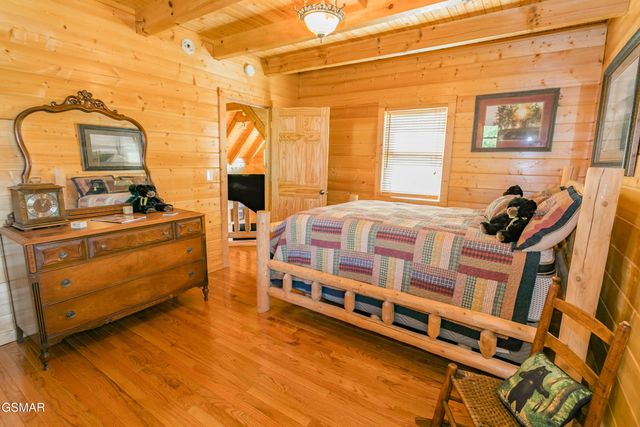 3385 Clear Valley Drive, Sevierville, TN 37862