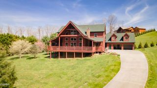 3385 Clear Valley Drive, Sevierville, TN 37862