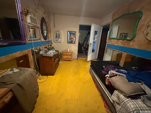 143 Coney, San Antonio, TX 78223