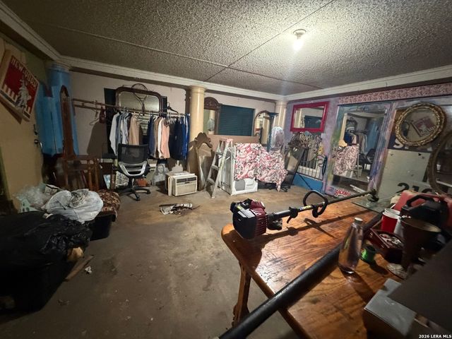 143 Coney, San Antonio, TX 78223