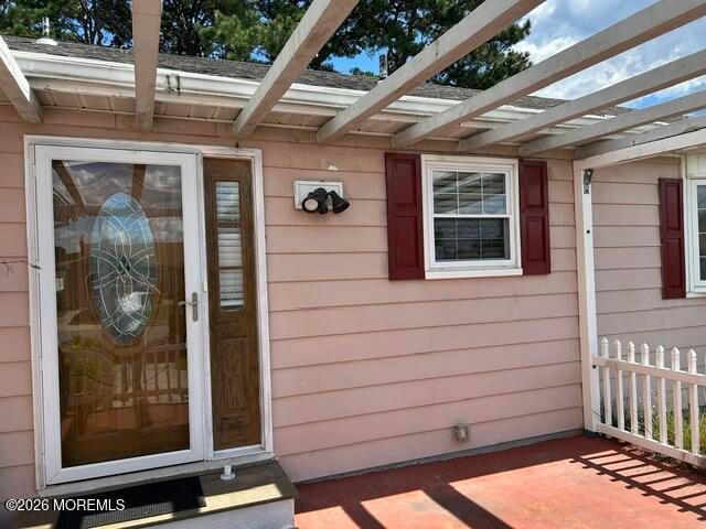 36 Innsbruck Drive, Toms River, NJ 08757