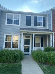 266 SPRINGBROOK Trail S, Oswego, IL 60543