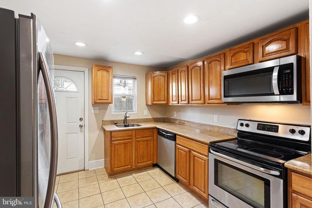 353 WINTON ST, Philadelphia, PA 19148