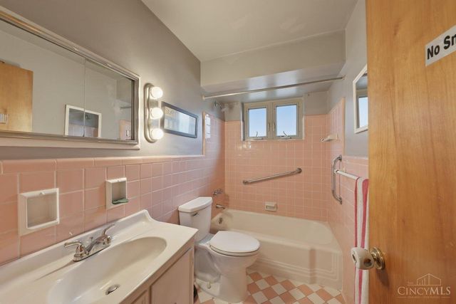 3367 Nandale Drive, Cincinnati, OH 45239