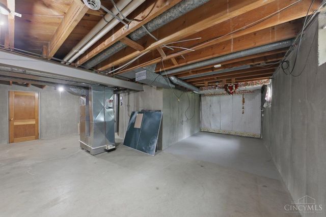 3367 Nandale Drive, Cincinnati, OH 45239