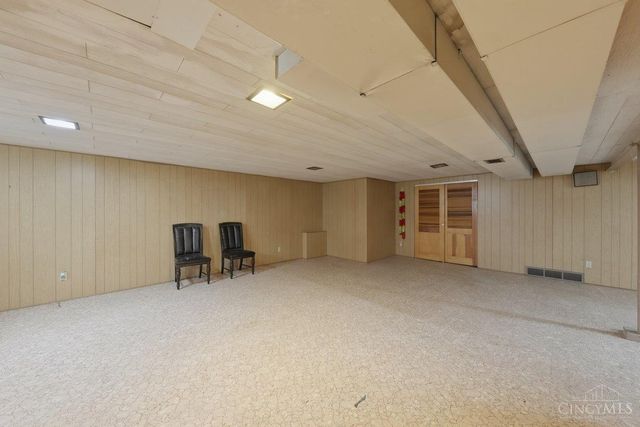 3367 Nandale Drive, Cincinnati, OH 45239