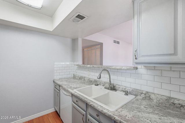 616 S HARDY Drive 201, Tempe, AZ 85281