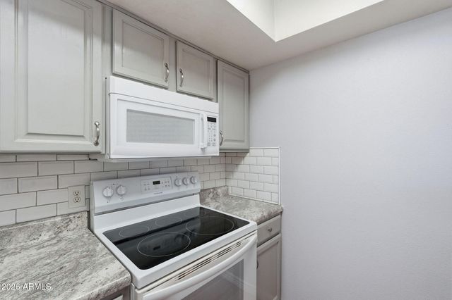 616 S HARDY Drive 201, Tempe, AZ 85281